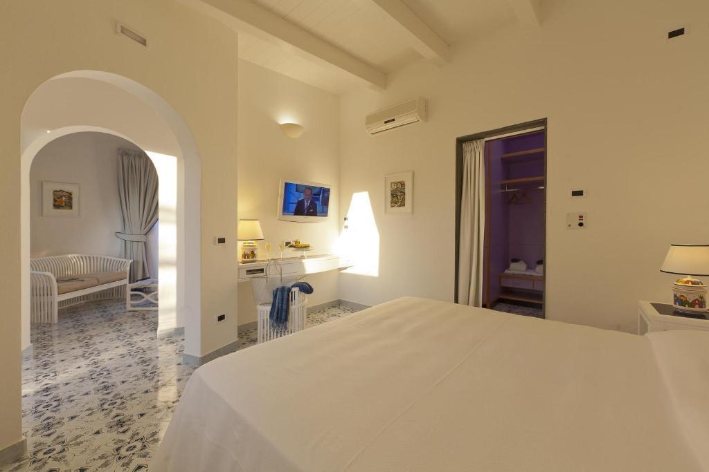 San Michele Hotel & Spa Sant'Angelo  Værelse billede